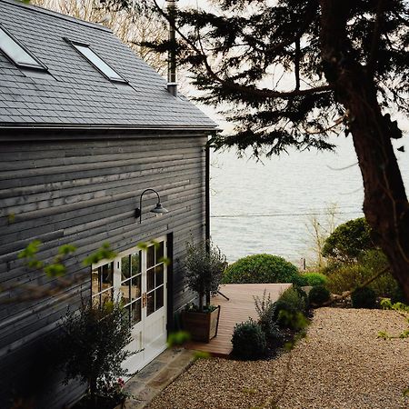 1-Bed Luxury Seafront Cabin In Heart Of Newlyn, Mousehole Exterior foto